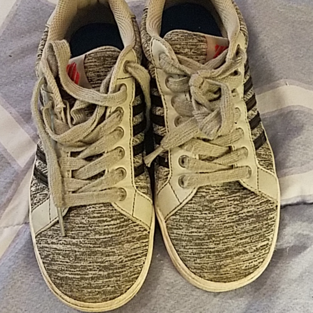 K-Swiss kids sneakers size 5